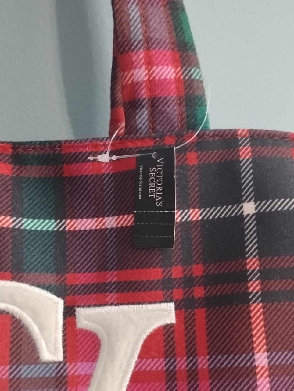 NWT 🌹Victoria Secret Plaid Red Tote with White Shearling Trim and Monogram - Picture 2 of 5